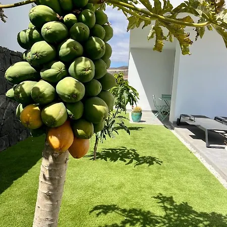 Willa Veiga With Heated Pool