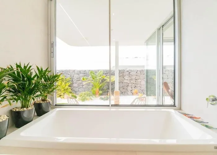 Villa Veiga With Heated Pool