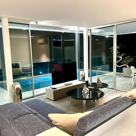 Veiga With Heated Pool Villa *