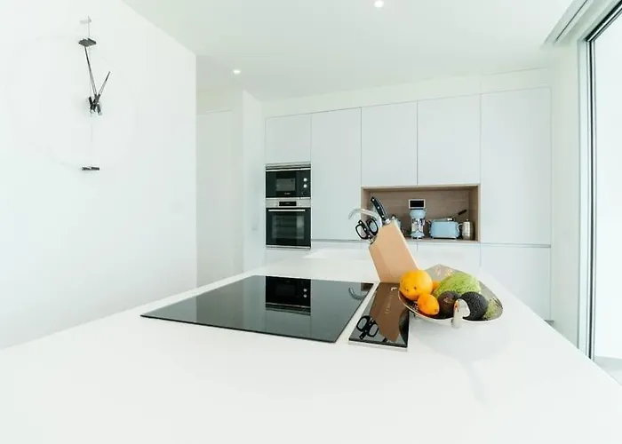 Veiga With Heated Pool 卡亚俄萨尔瓦赫