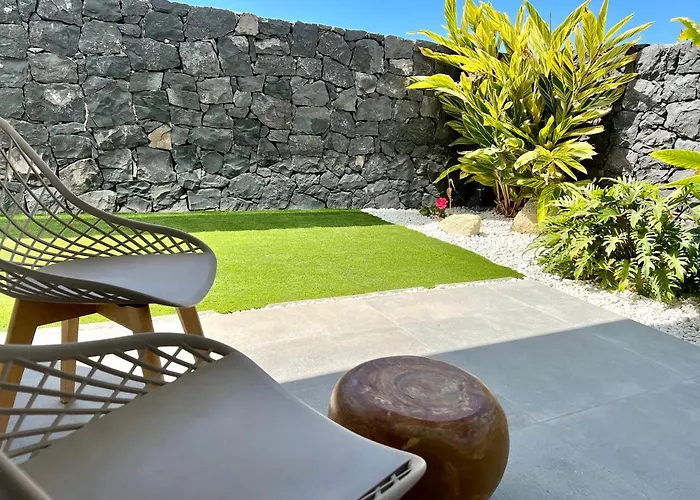 Veiga With Heated Pool Villa *