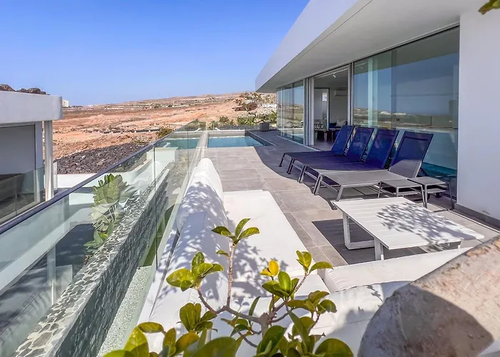 Villa Veiga With Heated Pool