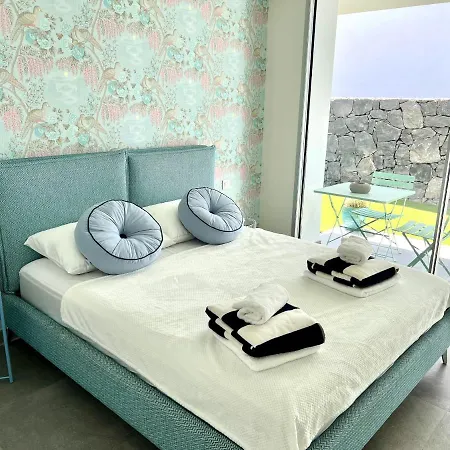 Vila Veiga With Heated Pool