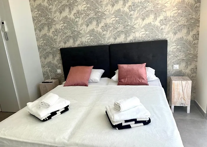 Veiga With Heated Pool Кальяо-Сальвахе