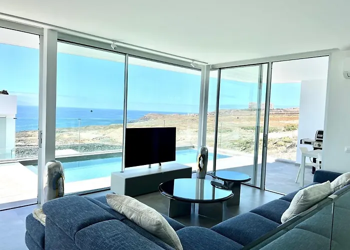 Veiga With Heated Pool Кальяо-Сальвахе